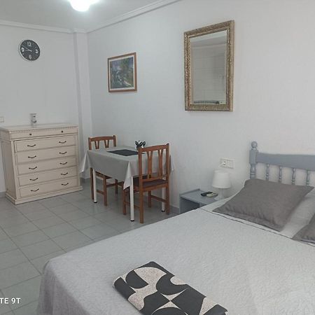 Studio Almudena Torrevieja Kültér fotó